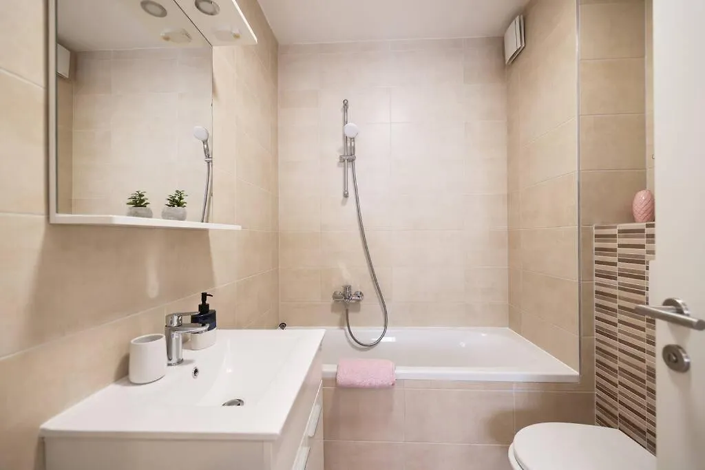 Apartman Klara Zara Appartamento